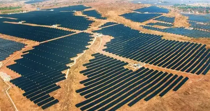A colossal 518 square kilometer photovoltaic plant in India that can be seen from space and generate energy for 16 million homes